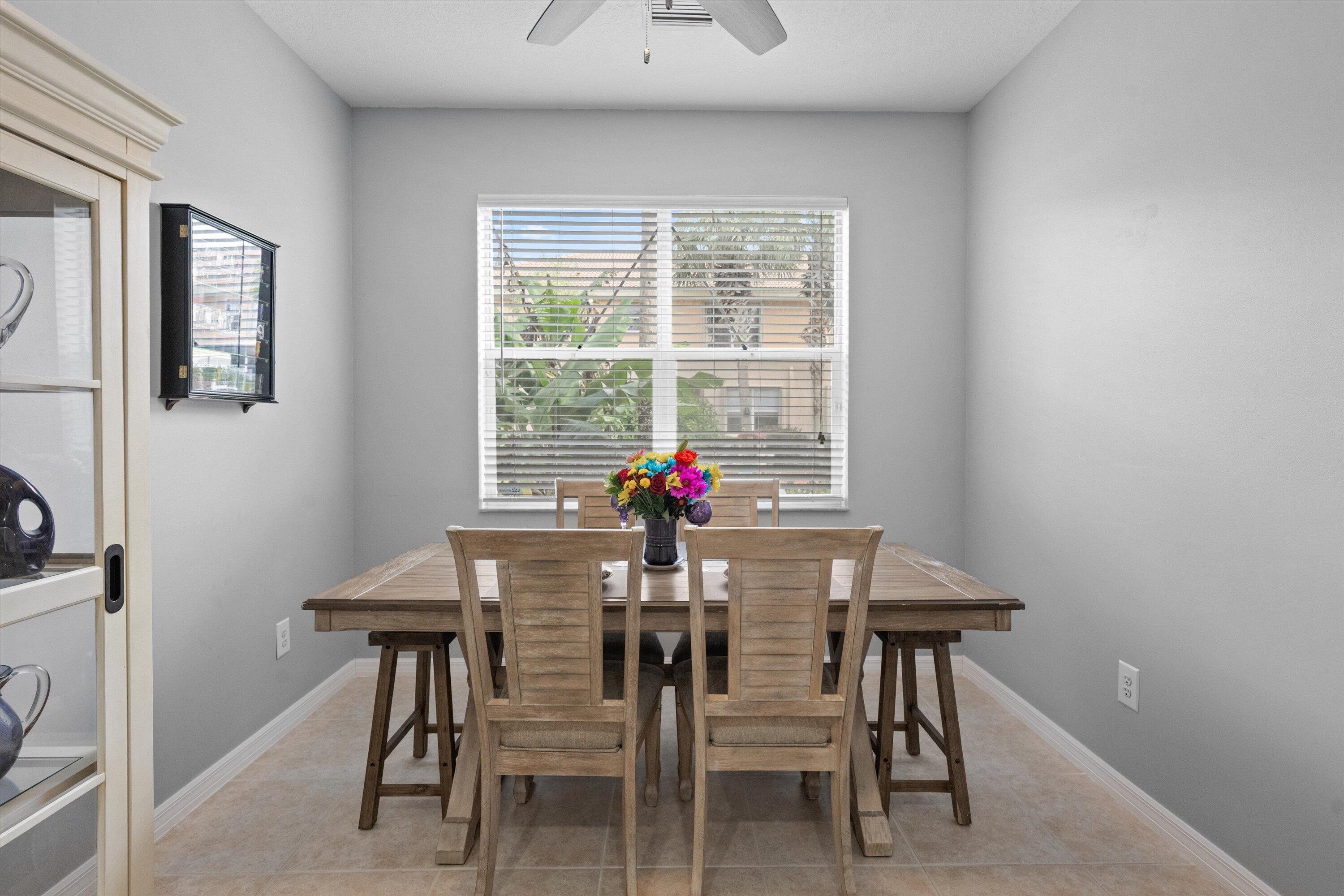 SEMINOLE ESTATES & TOWNHOMES - Residential