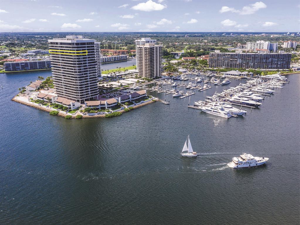 OLD PORT COVE LAKE POINT - Residential