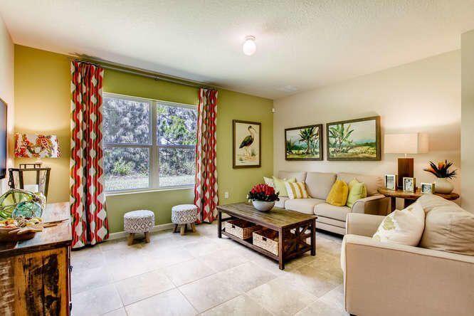 PORT ST LUCIE SECTION 19 - Residential Lease