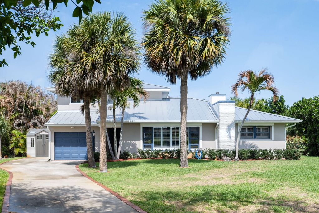 Photo of 715 Conn Way, Vero Beach, FL 32963 (MLS # R11169375)