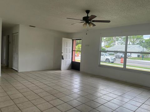 A home in Port St Lucie