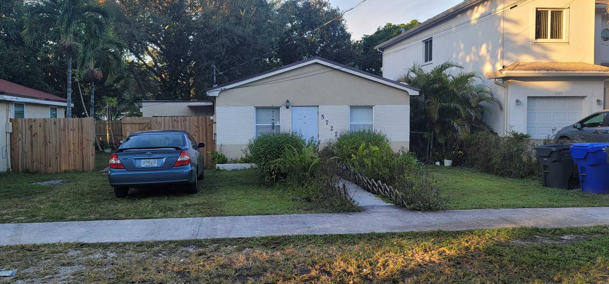 5721 Fillmore Street