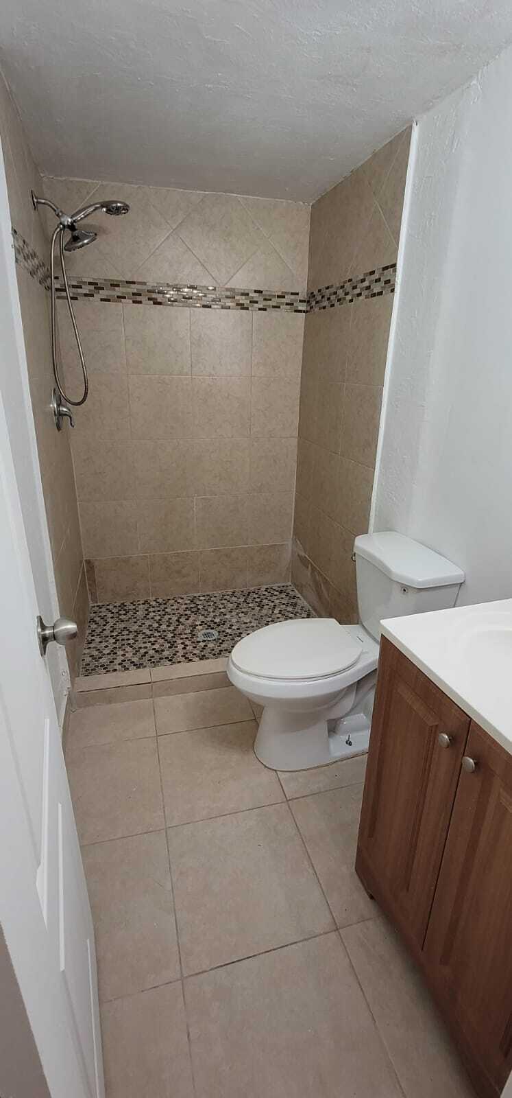 HOLLYWOOD BEACH GARDENS - Residential Income