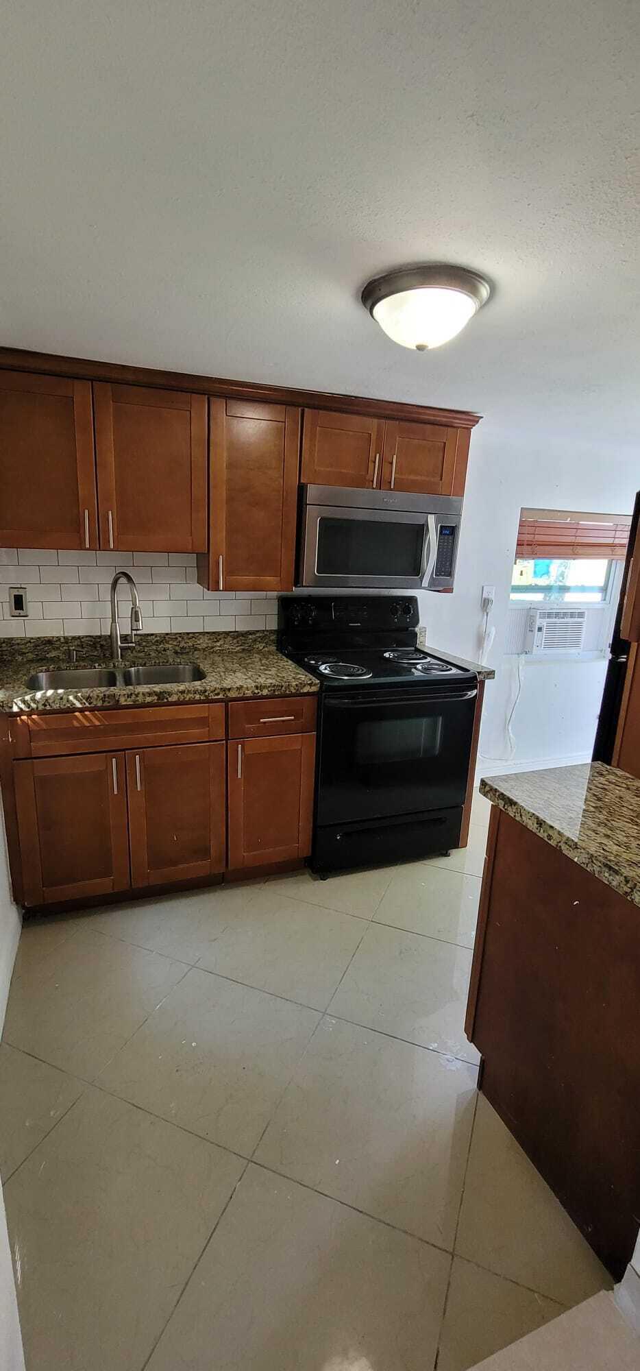 HOLLYWOOD BEACH GARDENS - Residential Income