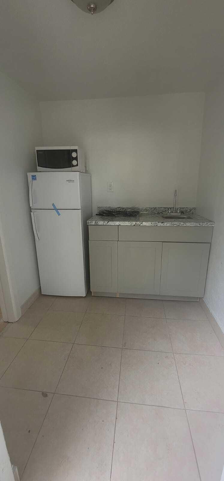 HOLLYWOOD BEACH GARDENS - Residential Income