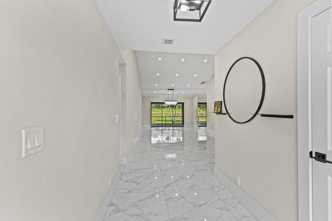 7851 Villa Nova Drive