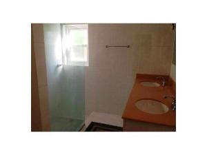 TIMBERCREEK NORTH - Residential Lease