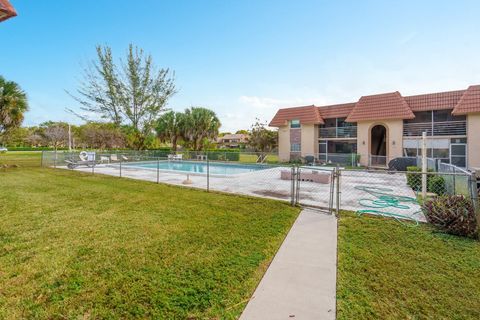 Tiny photo for 8101 NW 27th Street #4, Coral Springs, FL 33065 (MLS # F10544476)