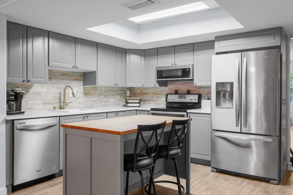 Photo of 8101 NW 27th Street #4, Coral Springs, FL 33065 (MLS # F10544476)