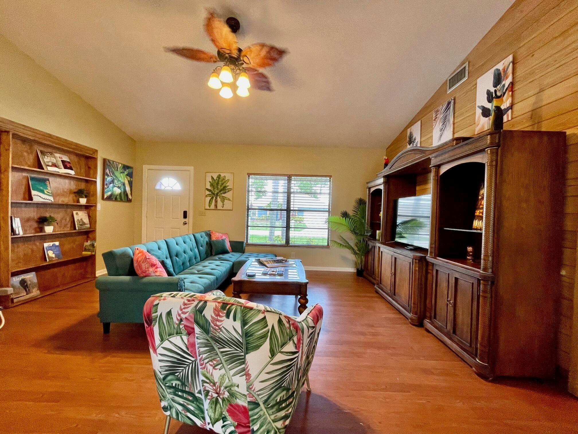 View photos, virtual tours, details... 406 SE Justine Terrace