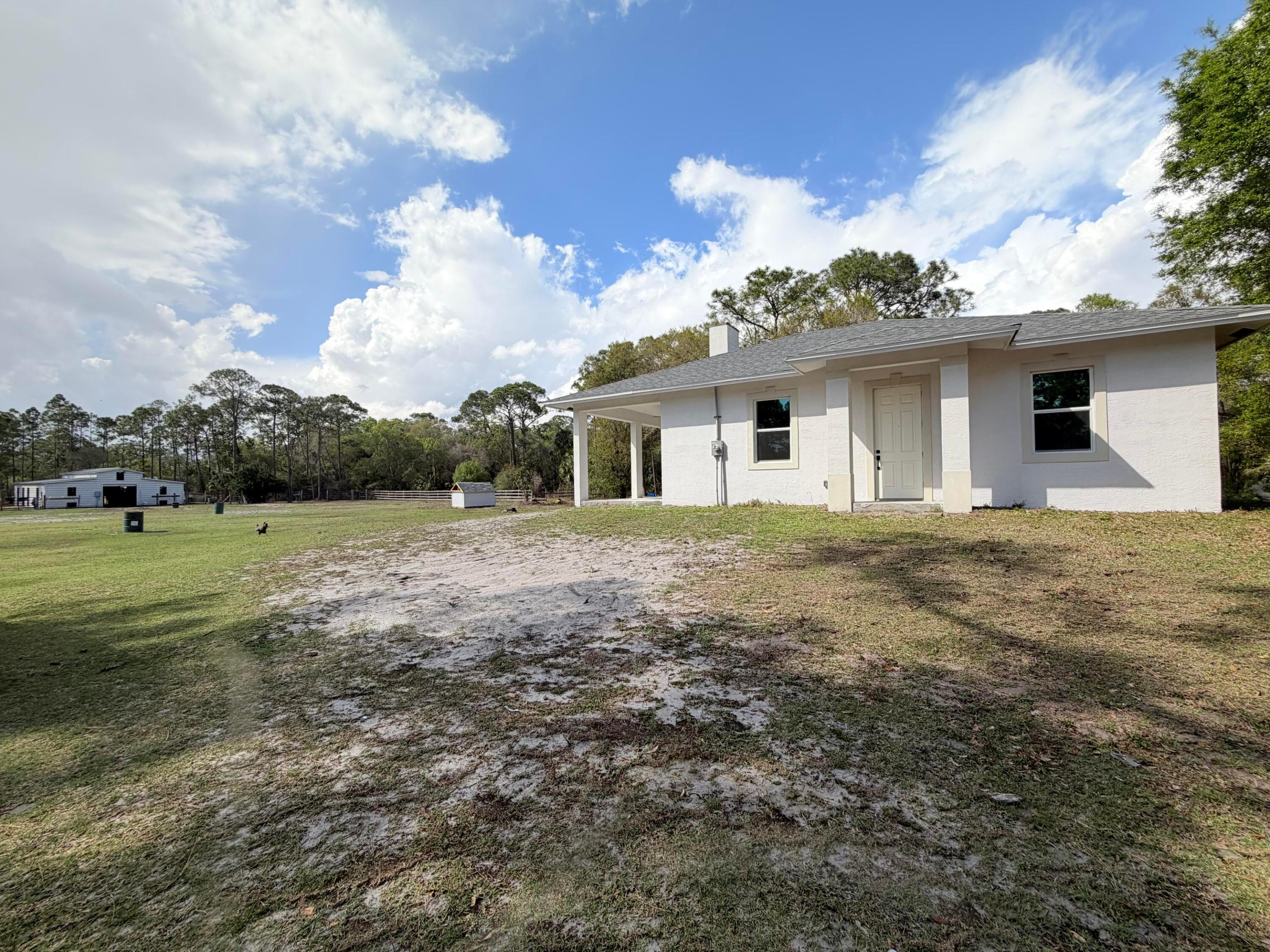 COUNTRY HILLS ESTATES - Land