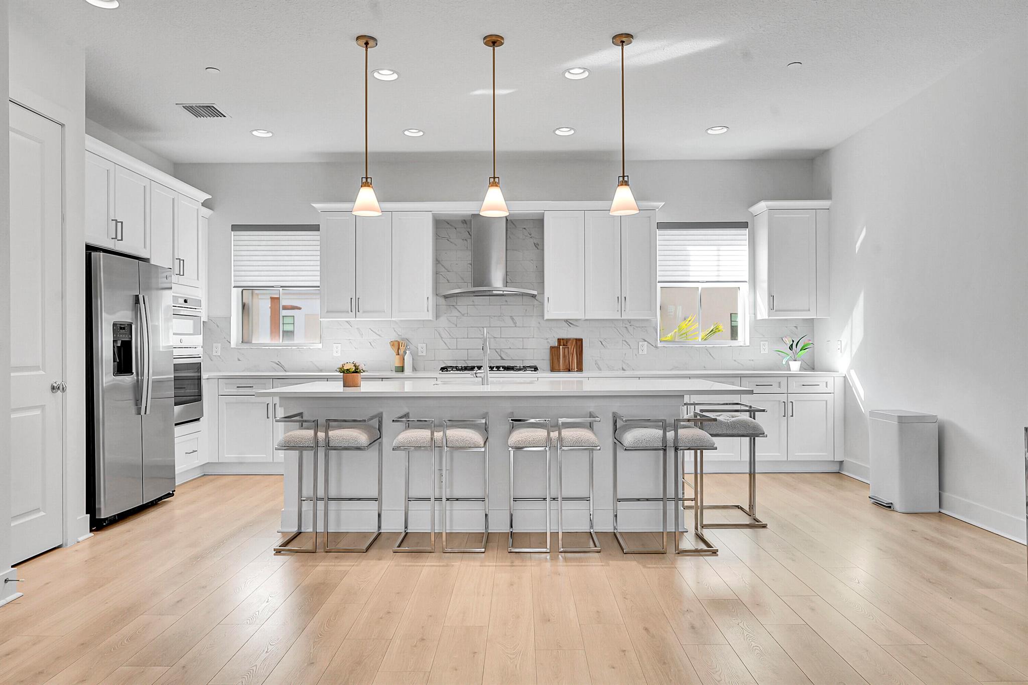 ALTON NEIGHBORHOOD - Residential