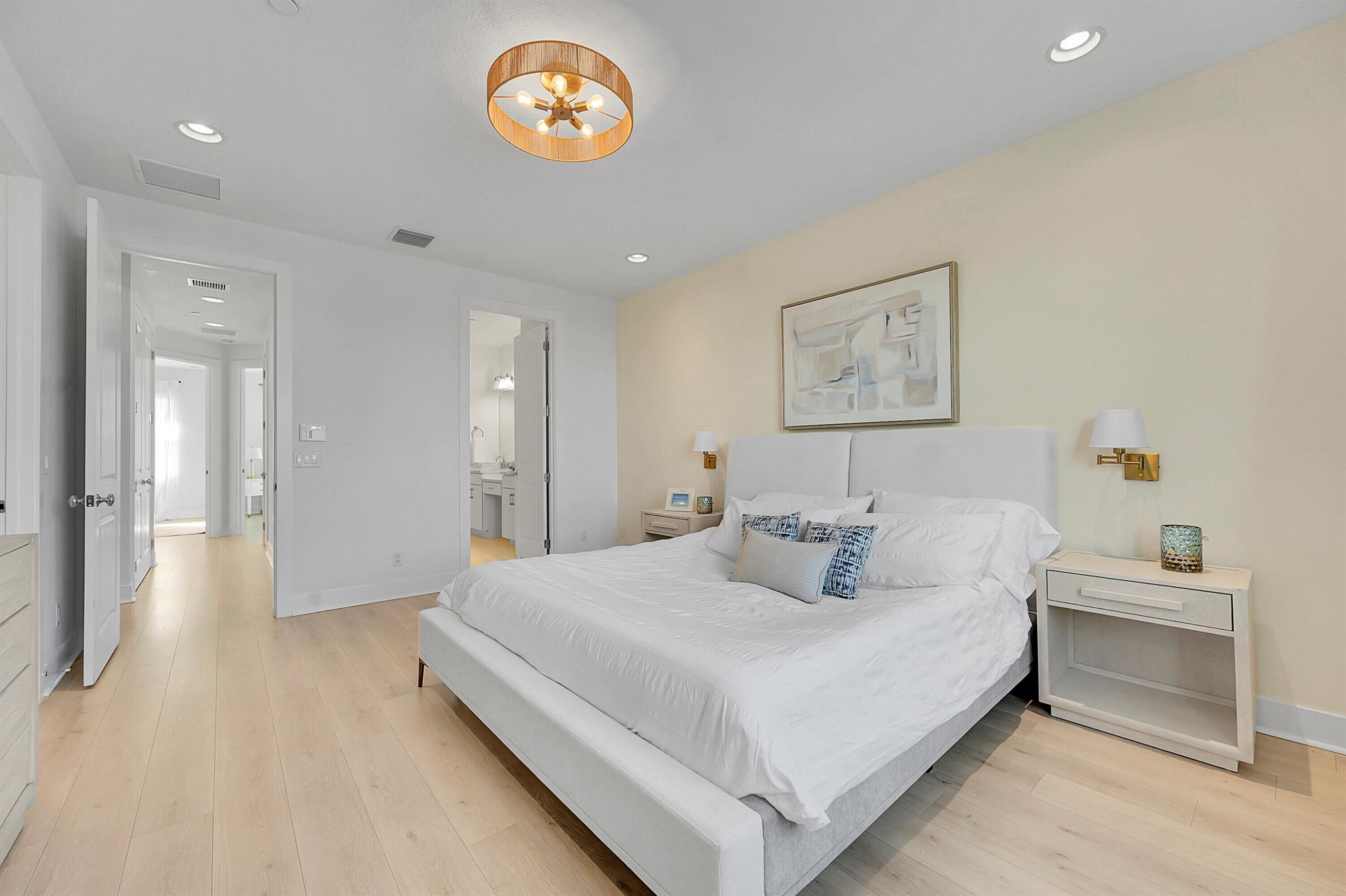 ALTON NEIGHBORHOOD - Residential