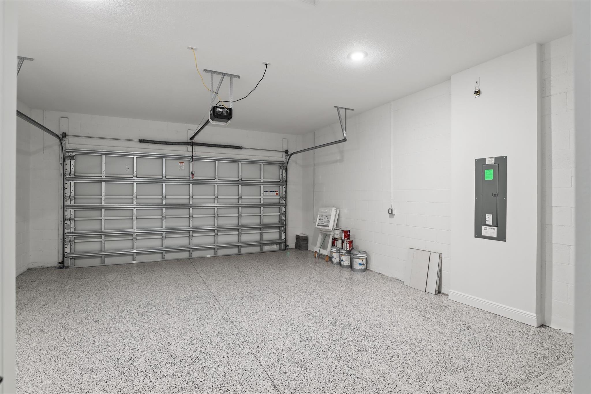 KH RIVELLA LLC - Residential