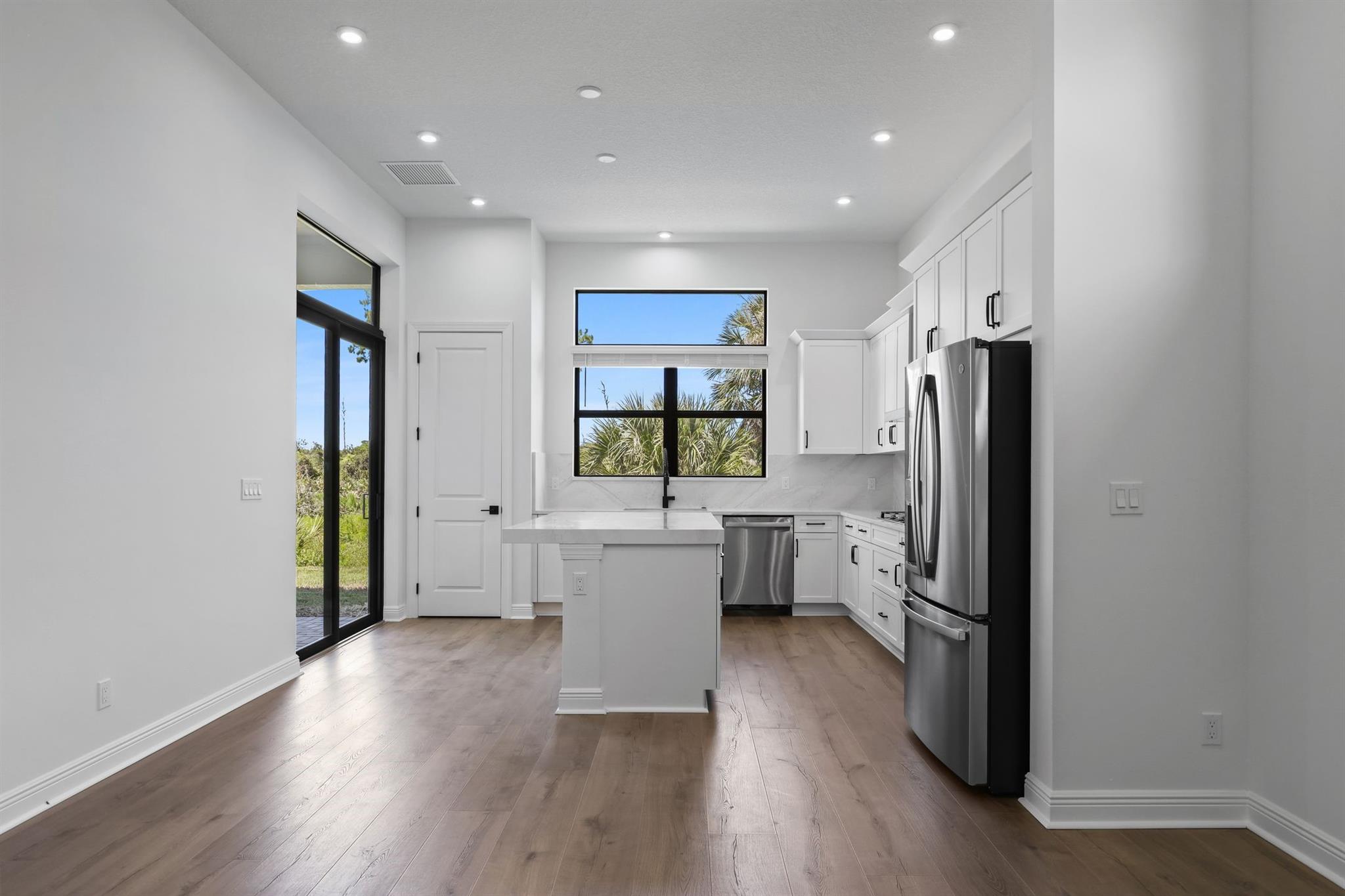 KH RIVELLA LLC - Residential