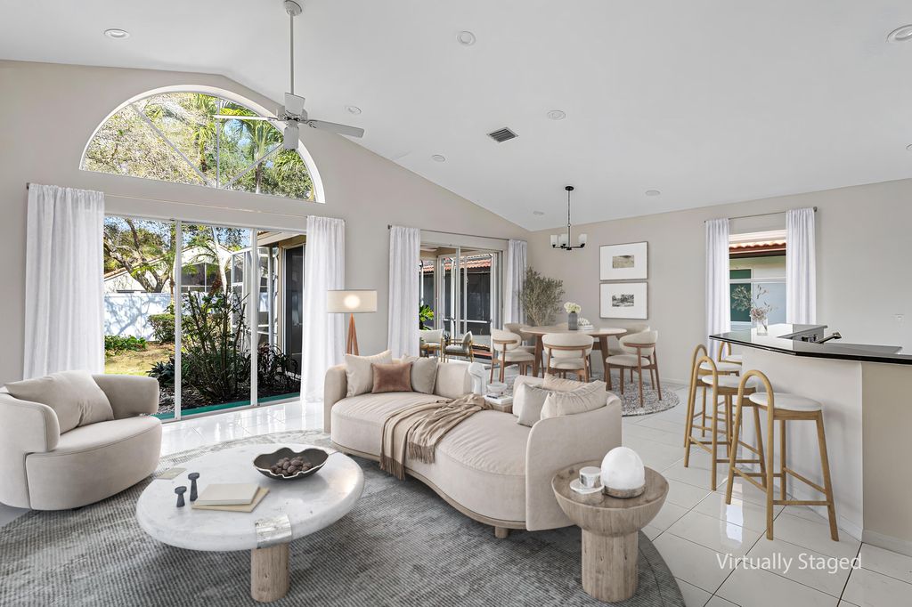 Photo of 13594 Paisley Drive, Delray Beach, FL 33446 (MLS # R11166915)