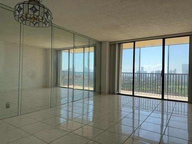20335 W Country Club Dr 2607