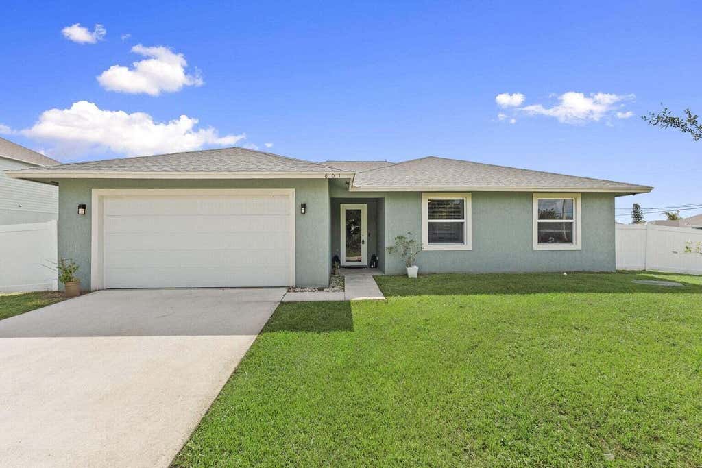 Photo of 601 SW S Quick Circle #601, Port Saint Lucie, FL 34953 (MLS # B26062456)