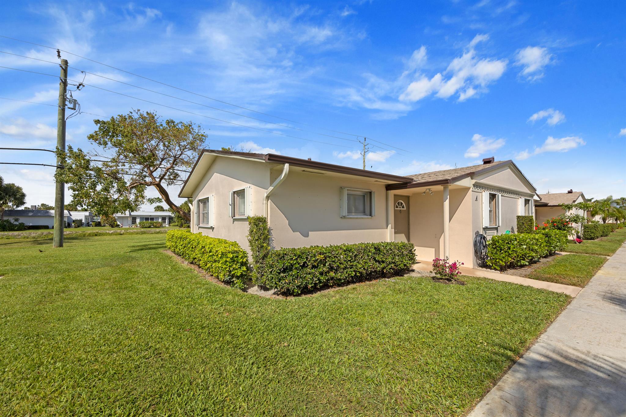 2883 Crosley Drive W A