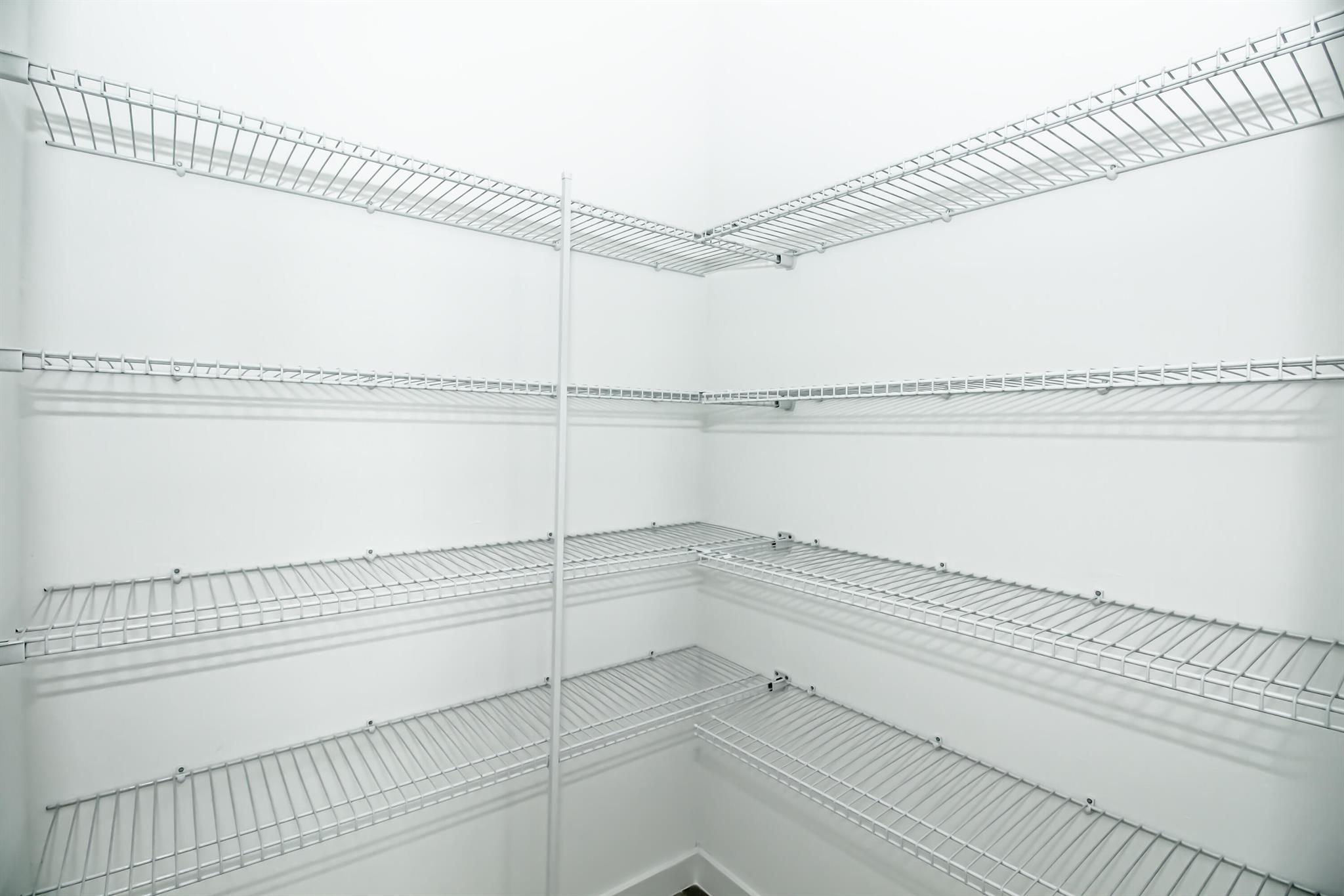 WILLOW POINTE - Residential