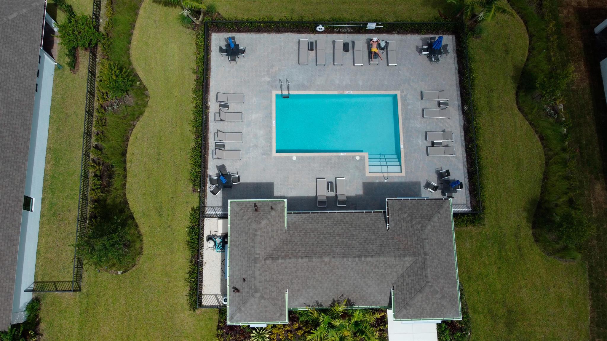 WILLOW POINTE - Residential