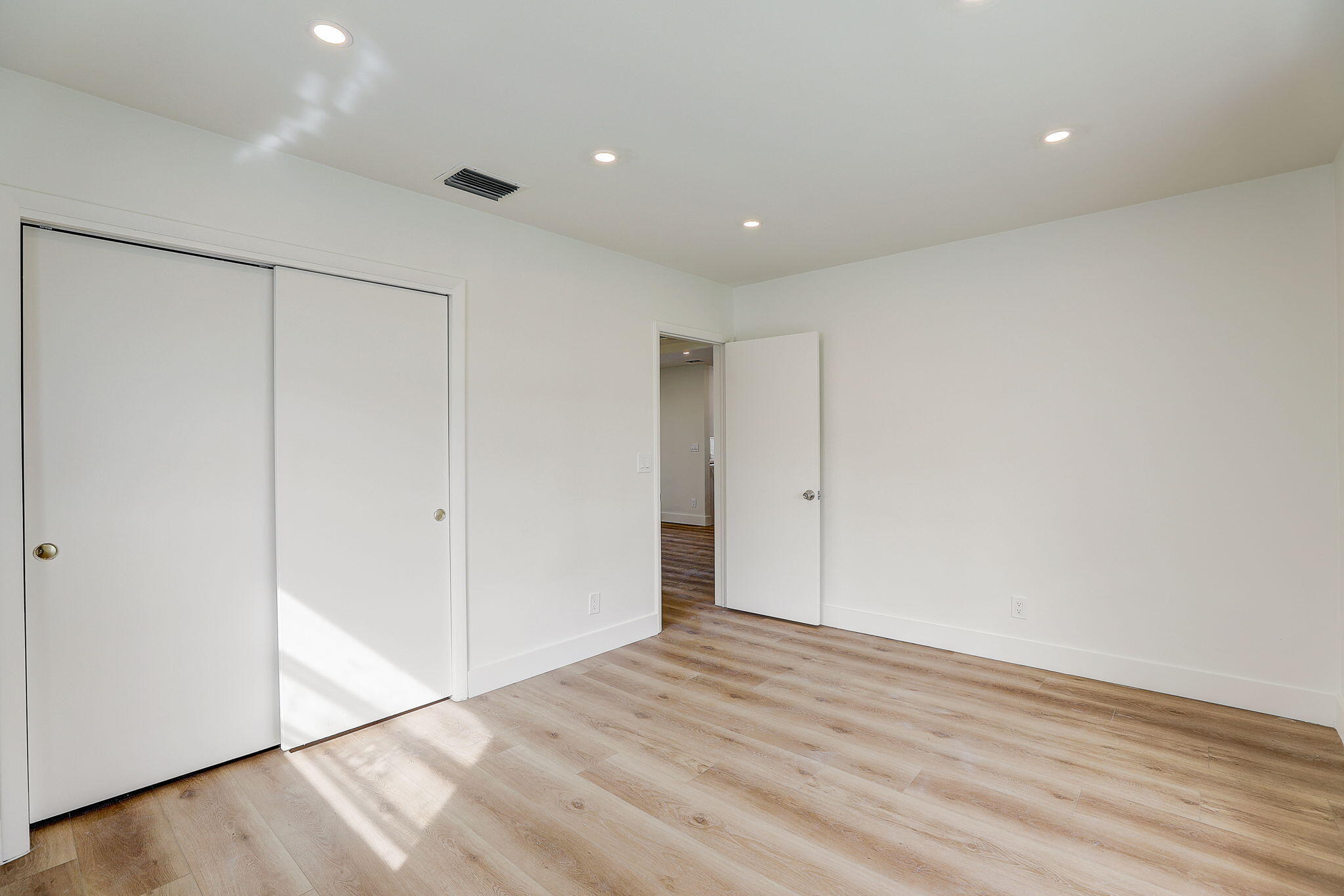 HOLLYWOOD HILLS NORTH SEC ONE - Residential