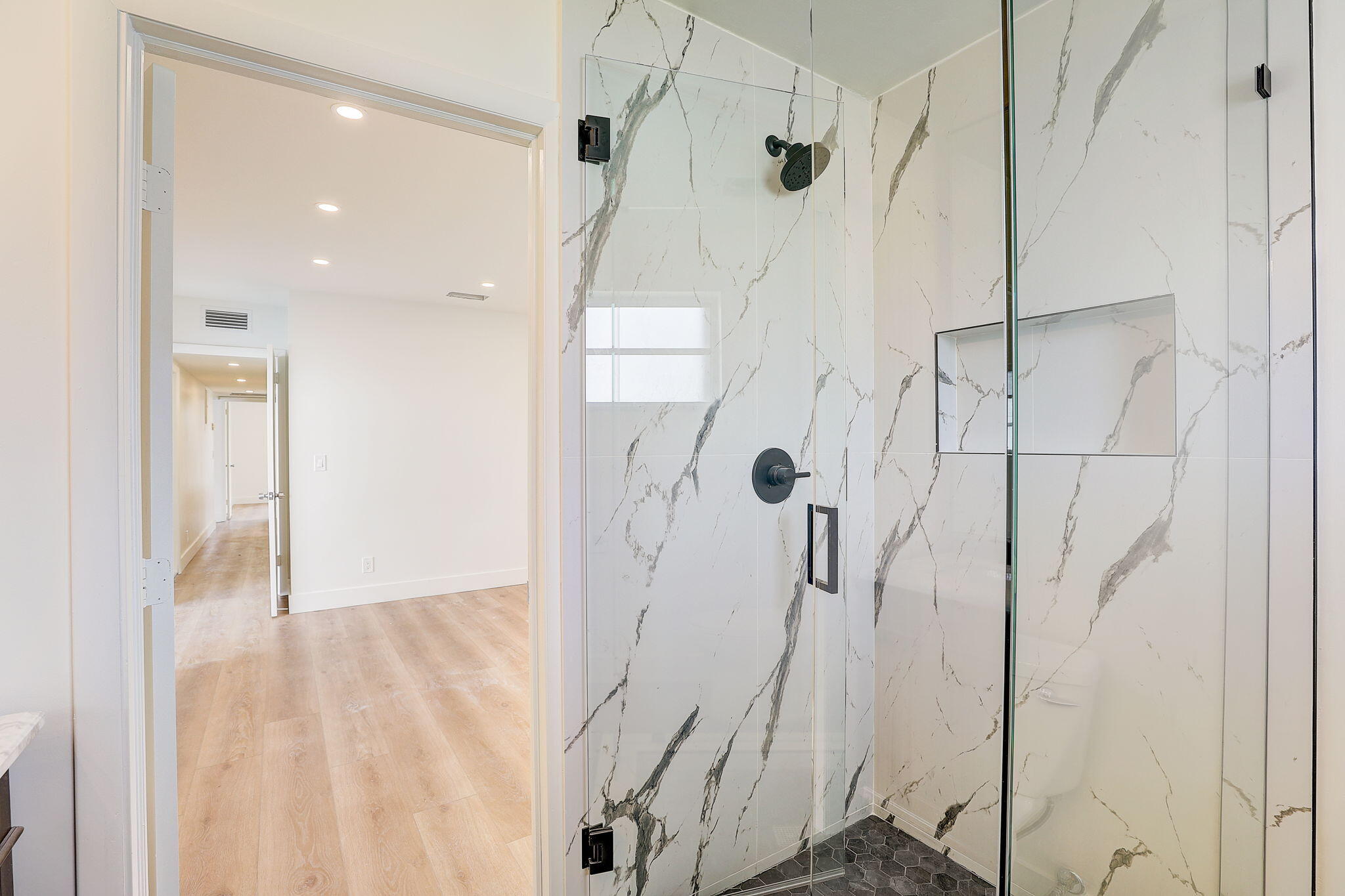 HOLLYWOOD HILLS NORTH SEC ONE - Residential