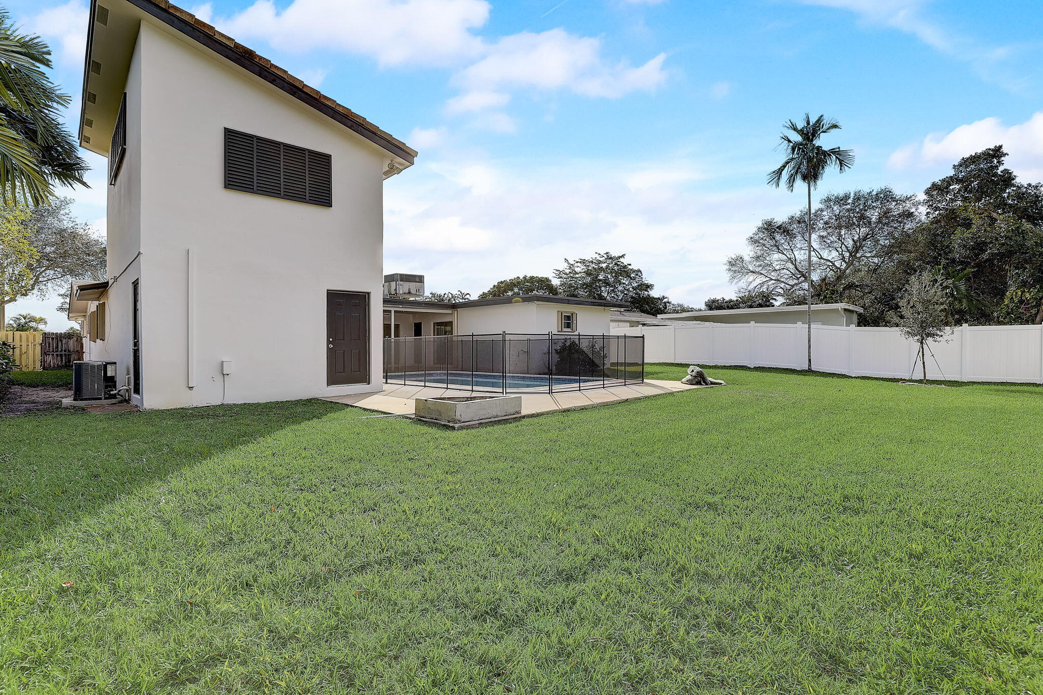 HOLLYWOOD HILLS NORTH SEC ONE - Residential