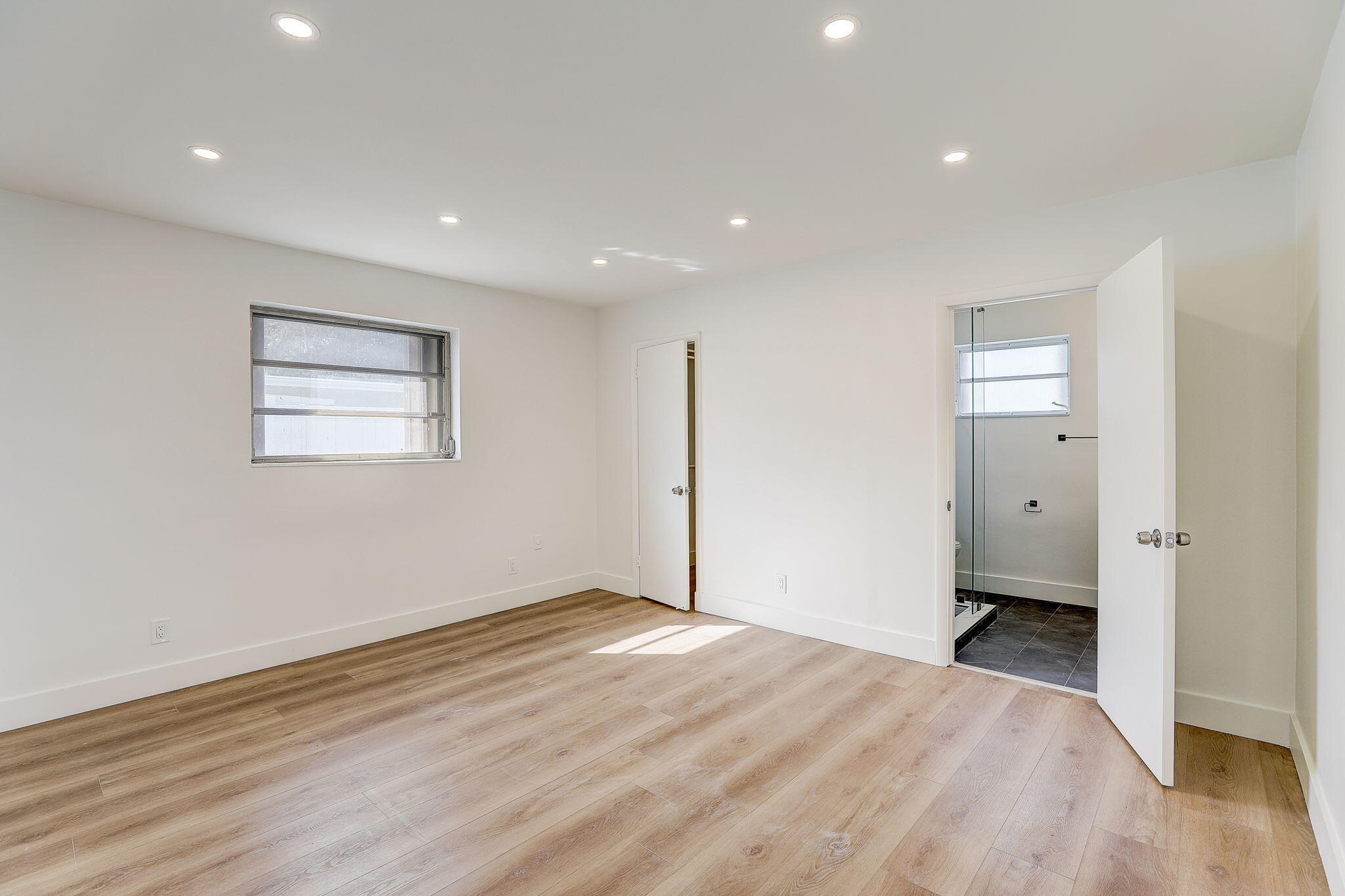 HOLLYWOOD HILLS NORTH SEC ONE - Residential