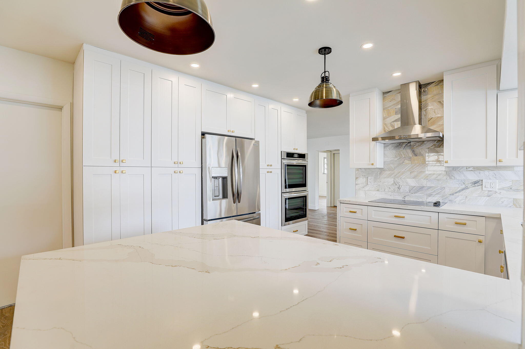 3900 N 45th, Hollywood, FL, 33021/$1,399,000 4 3900 N 45th