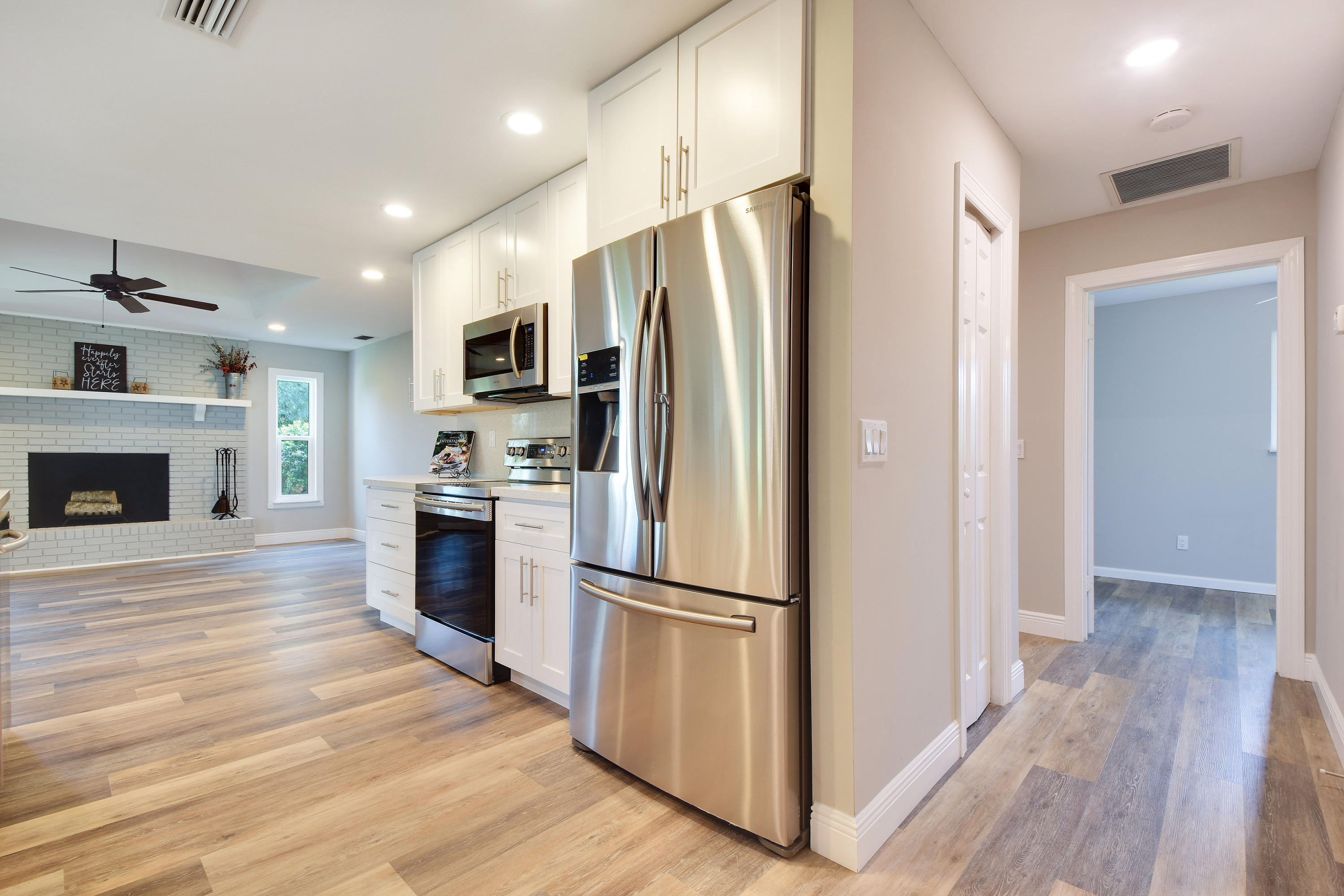 YACHT & COUNTRY CLUB OF STUART - Residential