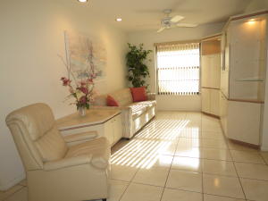 Palm Chase Lakes - Residential