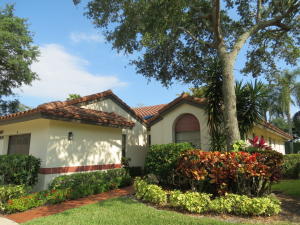 Palm Chase Lakes - Residential