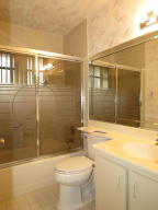 Palm Chase Lakes - Residential