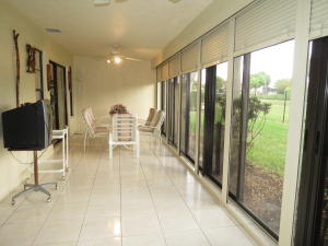 Palm Chase Lakes - Residential