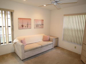 Palm Chase Lakes - Residential