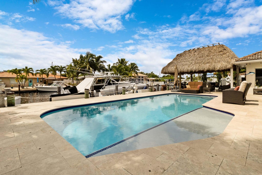 Photo of 2336 SE 9th Street, Pompano Beach, FL 33062 (MLS # R11015179)