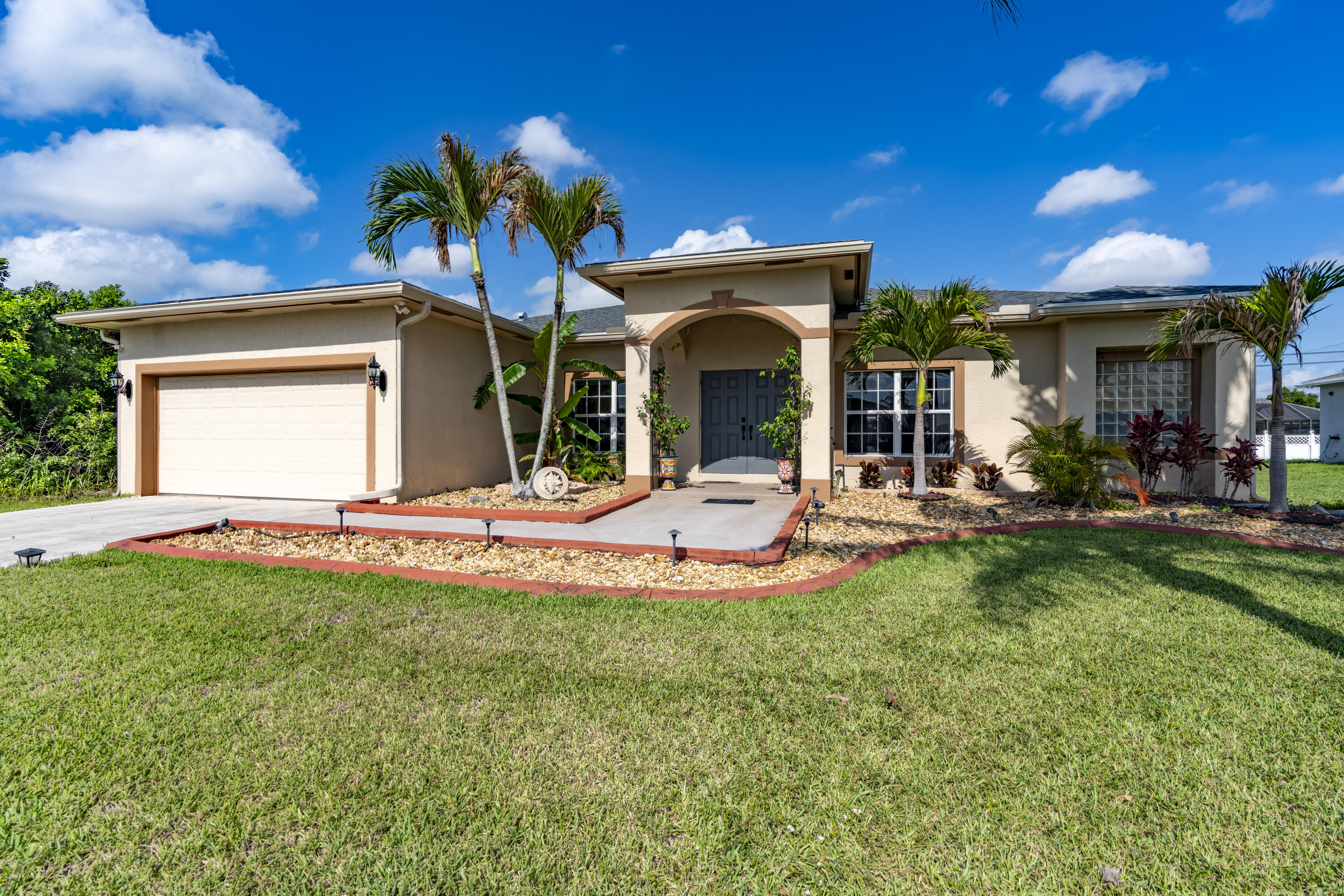 PORT ST LUCIE SECTION 33 - Residential