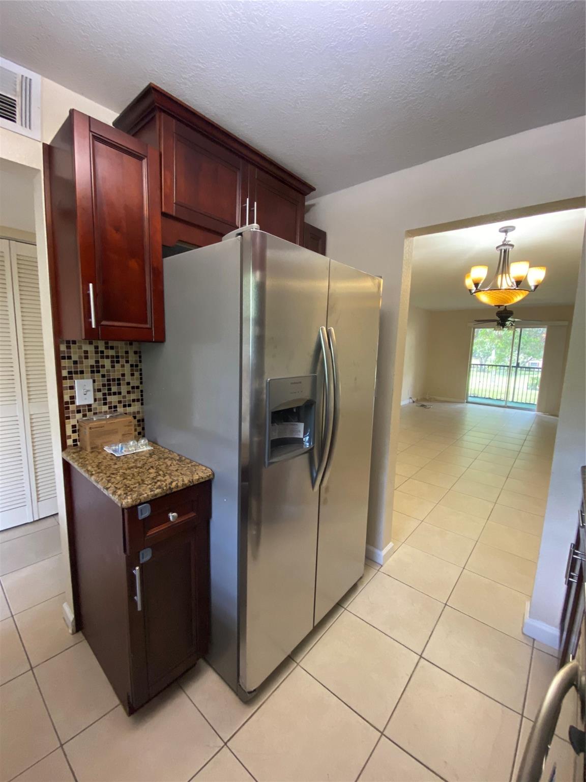 5080 SW 64th Ave 202