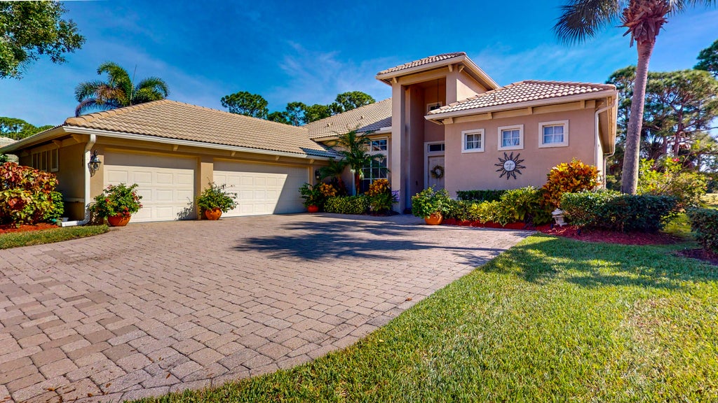 Photo of 466 NW Dover Court, Port Saint Lucie, FL 34983 (MLS # R10994554)