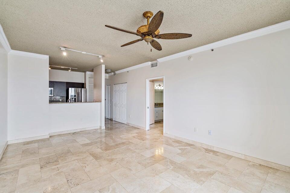 MONTECITO PALM BEACH COND - Residential