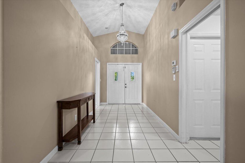 Photo of 127 SARATOGA Boulevard E, Royal Palm Beach, FL 33411 (MLS # B26092773)
