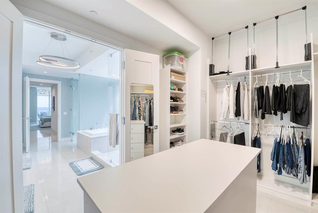 5000 North Ocean - Residential