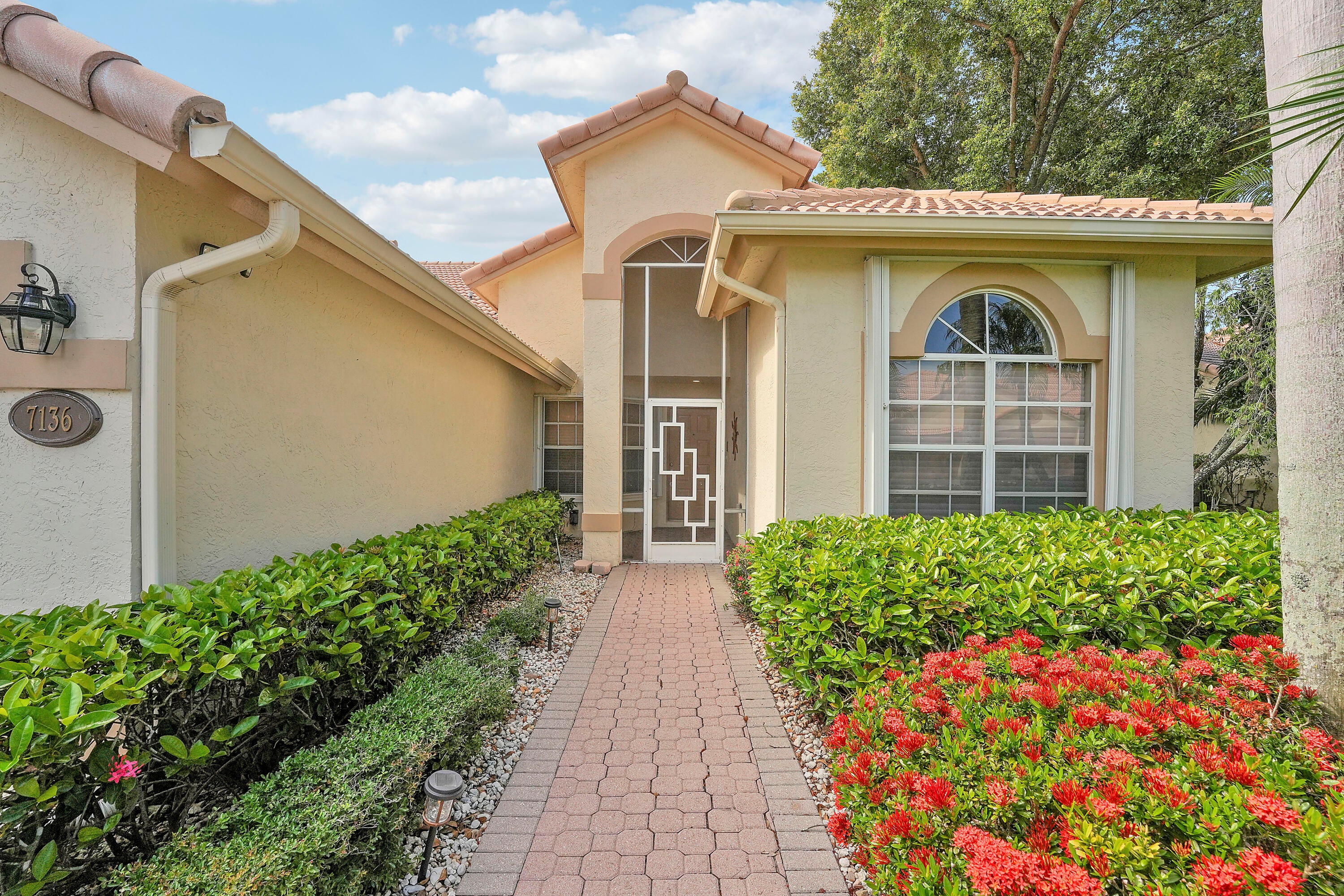 7136 Ashford Lane
