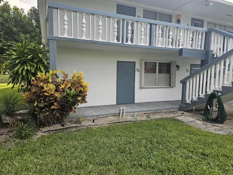 36 Islewood B, Deerfield Beach, FL MLS: R11020535