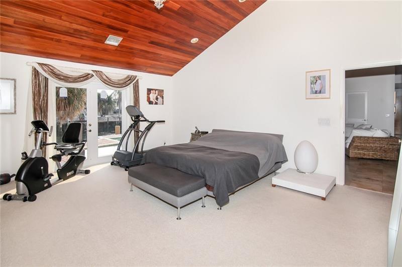 Bermuda Riviera - Residential