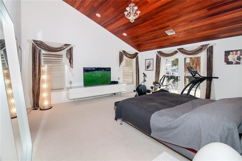 Bermuda Riviera - Residential