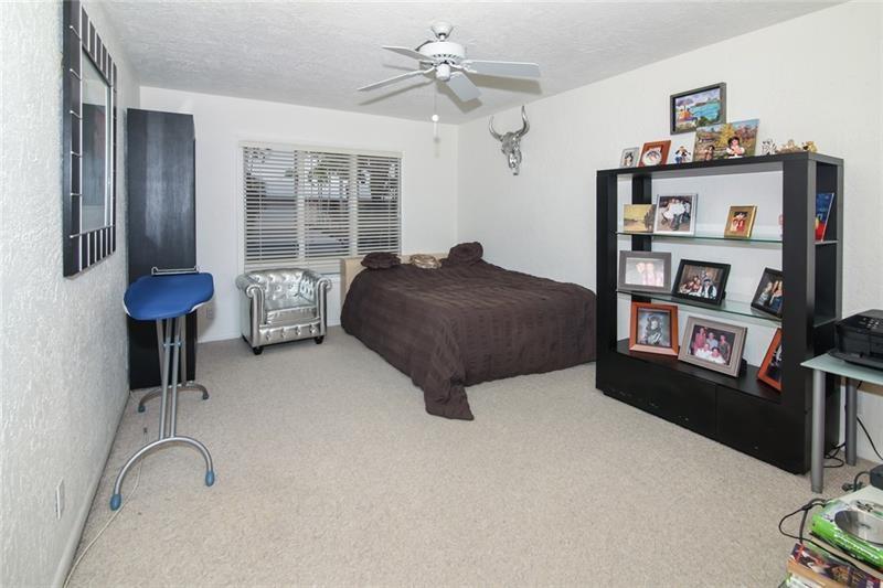 Bermuda Riviera - Residential