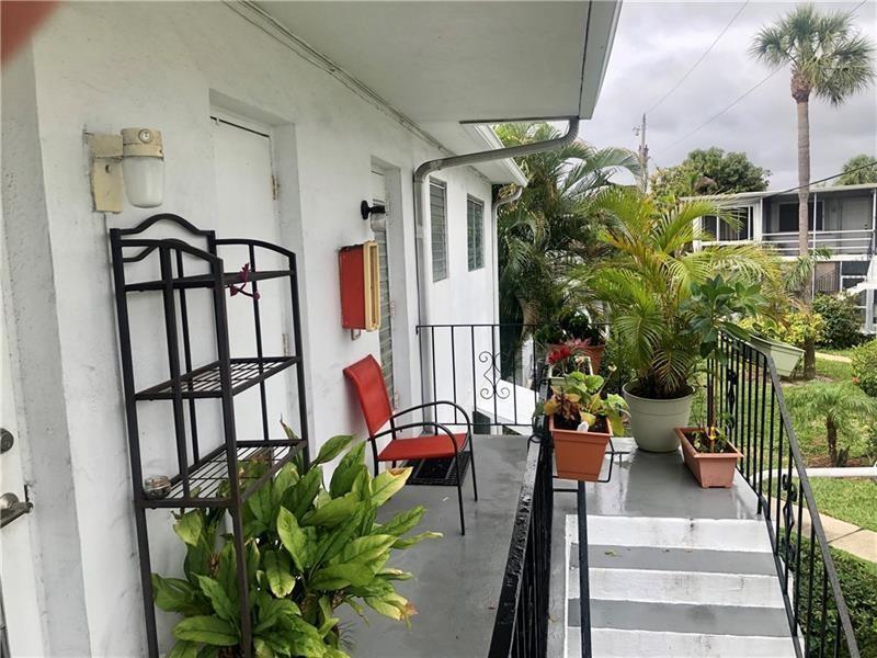 1045 SE 15th St 13D