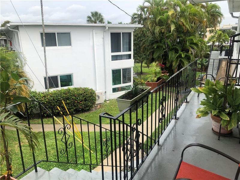 1045 SE 15th St 13D